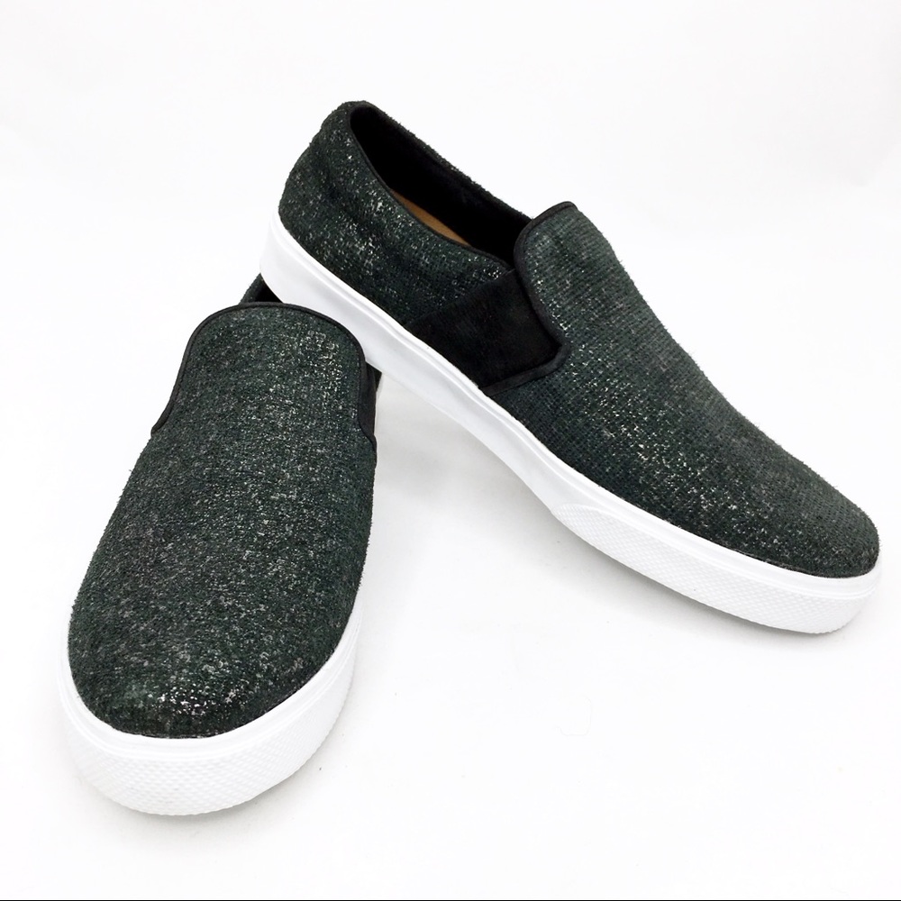Kaanas Slip Ons - Picture 2 of 5
